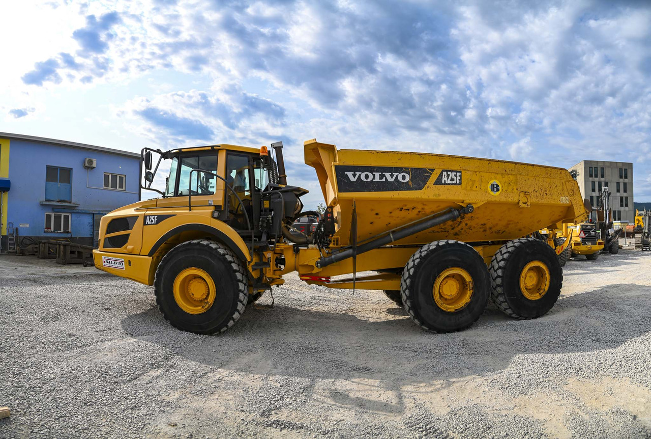 Volvo A25F - Шарнірний самоскид: фото 4 Volvo A25F - Шарнірний самоскид: фото 4