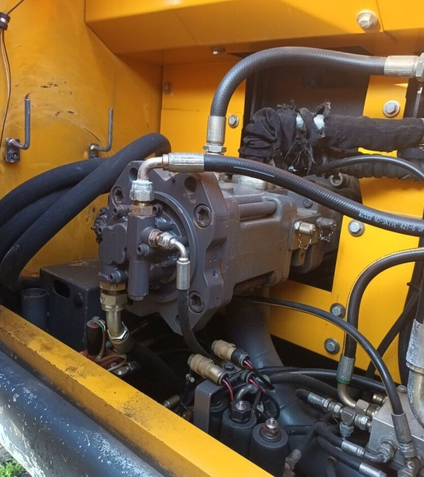 Гусеничний екскаватор Volvo EC210BNL: фото 6