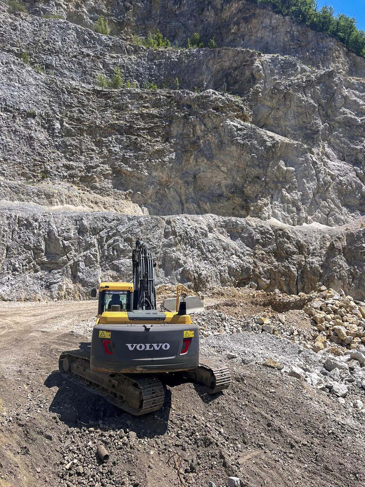 Volvo EC220D - Гусеничний екскаватор: фото 3 Volvo EC220D - Гусеничний екскаватор: фото 3