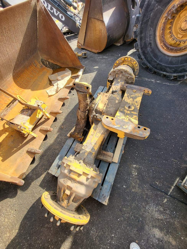 Volvo rear axle - Задня вісь в категорії Навантажувачі: фото 4 Volvo rear axle - Задня вісь в категорії Навантажувачі: фото 4