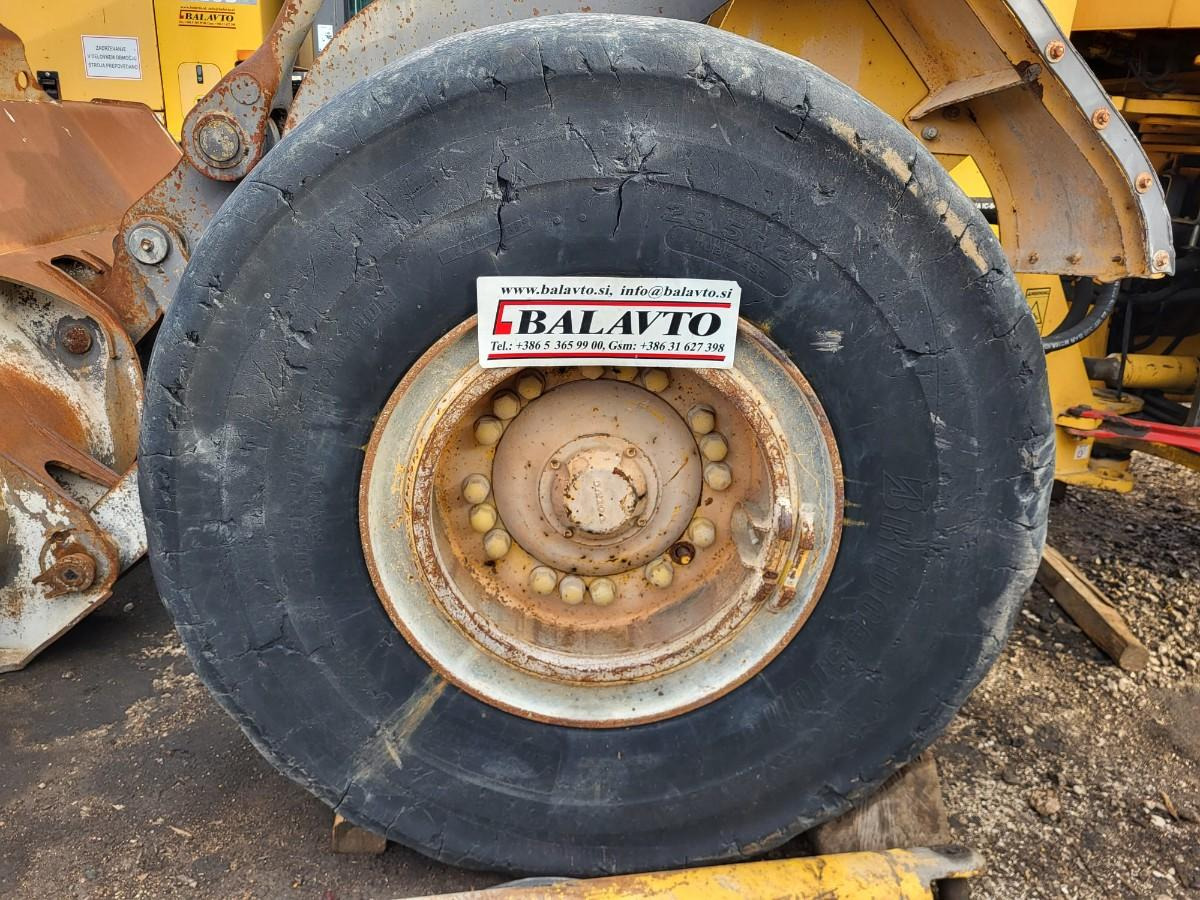 Volvo rims - Колісний диск в категорії Навантажувачі: фото 1 Volvo rims - Колісний диск в категорії Навантажувачі: фото 1
