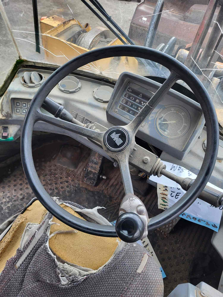 Volvo steering wheel - Рульове колесо в категорії Навантажувачі: фото 2 Volvo steering wheel - Рульове колесо в категорії Навантажувачі: фото 2