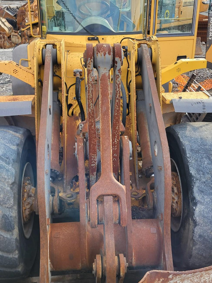 Volvo lifting framework - Запчастини в категорії Навантажувачі: фото 2 Volvo lifting framework - Запчастини в категорії Навантажувачі: фото 2