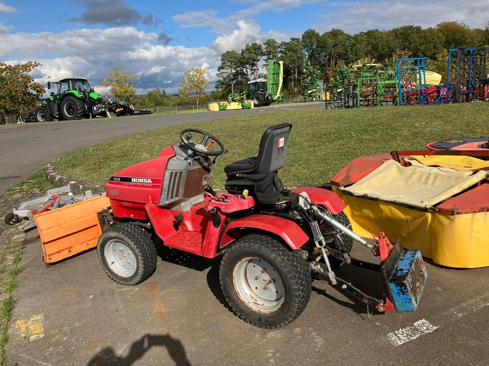 Kommunaltraktor Honda H5518 Schneeschild Winterdienst - Комунальний трактор: фото 2 Kommunaltraktor Honda H5518 Schneeschild Winterdienst - Комунальний трактор: фото 2