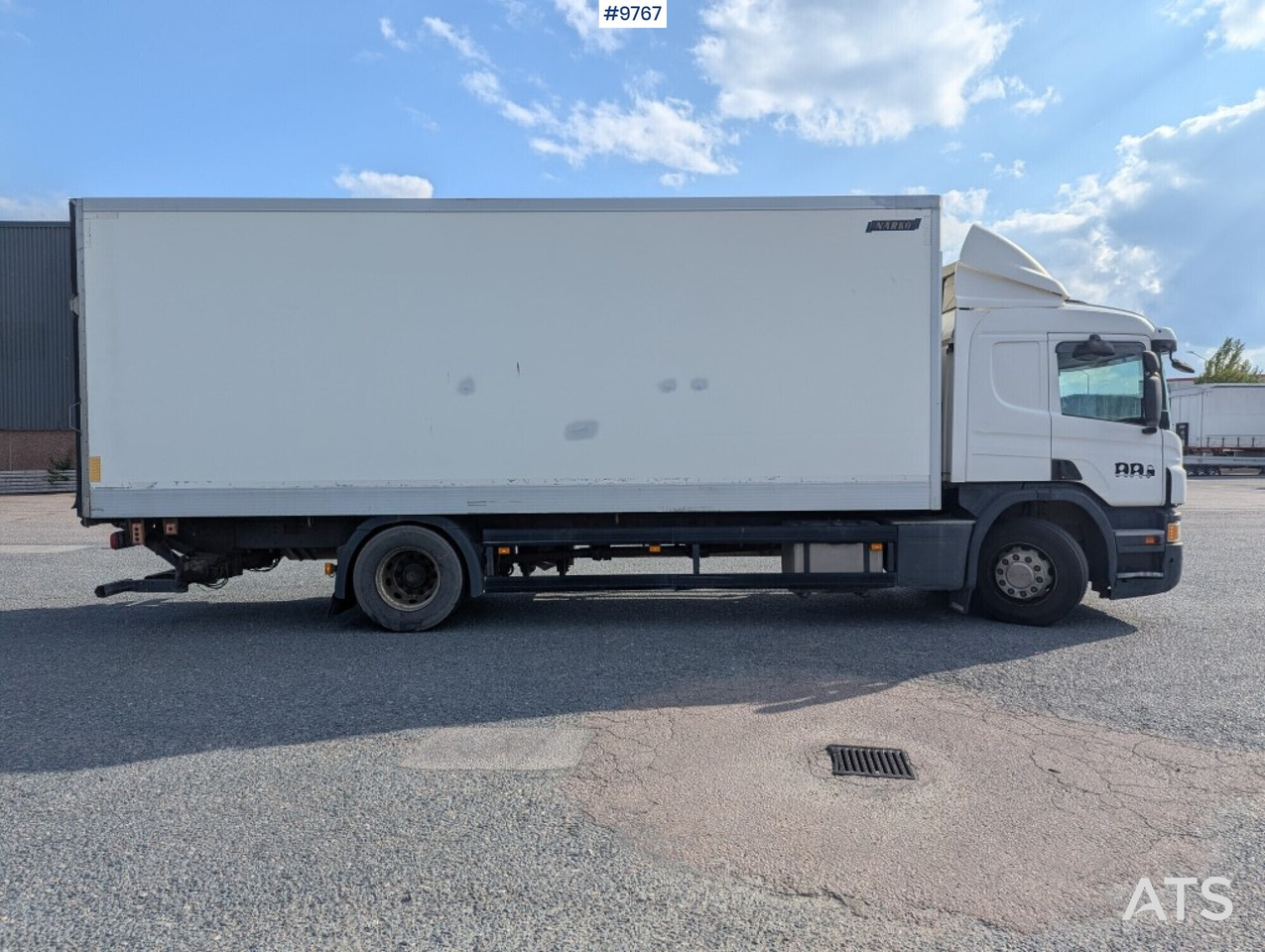 Вантажівка з закритим кузовом Box Truck Scania P320 4X2 with tail lift: фото 11