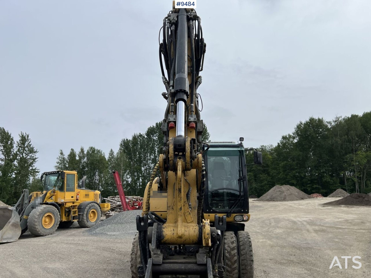 Колісний екскаватор CAT M313D with tipping wagon and attachments (VIDEO): фото 19