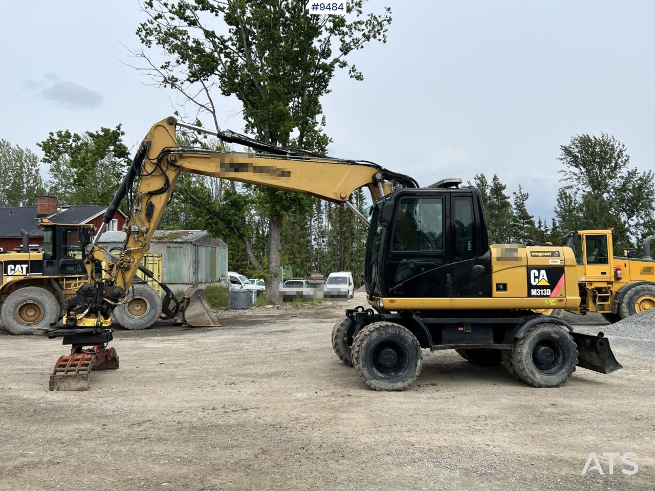 CAT M313D with tipping wagon and attachments (VIDEO) - Колісний екскаватор: фото 2 CAT M313D with tipping wagon and attachments (VIDEO) - Колісний екскаватор: фото 2