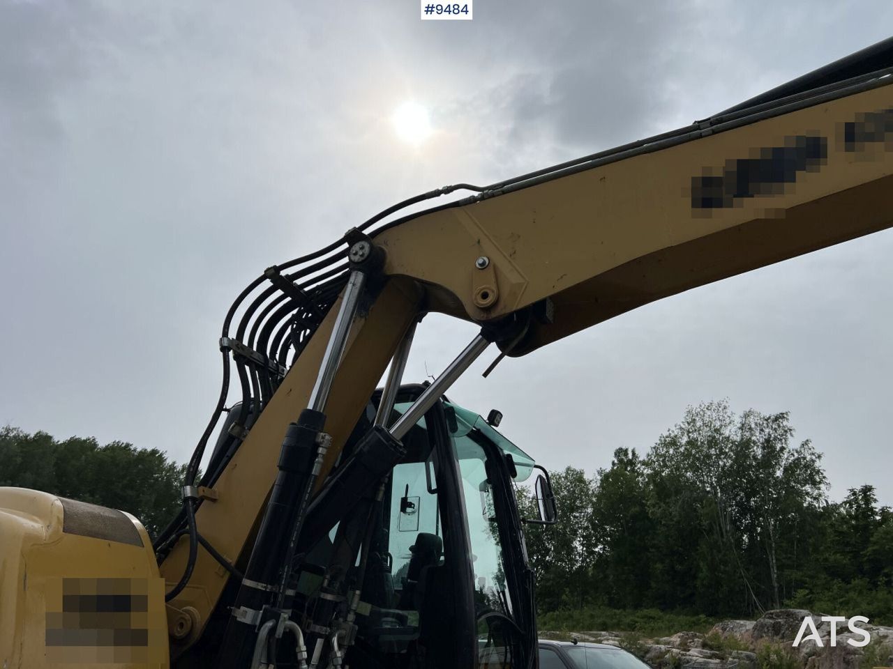 Колісний екскаватор CAT M313D with tipping wagon and attachments (VIDEO): фото 15