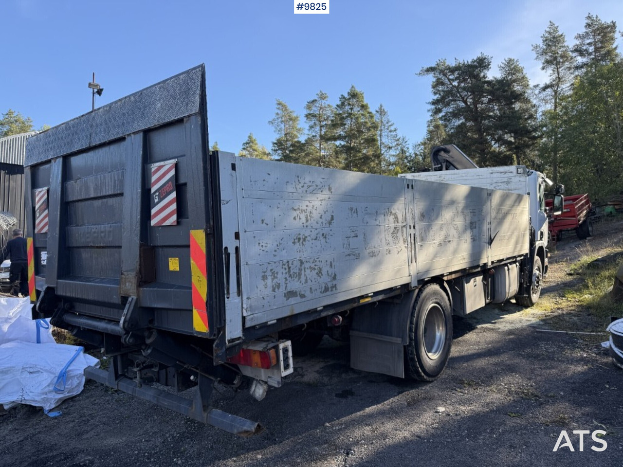 Crane truck Scania P94 230 with tail lift - Бортова вантажівка/ Платформа, Вантажівка з маніпулятором: фото 4 Crane truck Scania P94 230 with tail lift - Бортова вантажівка/ Платформа, Вантажівка з маніпулятором: фото 4