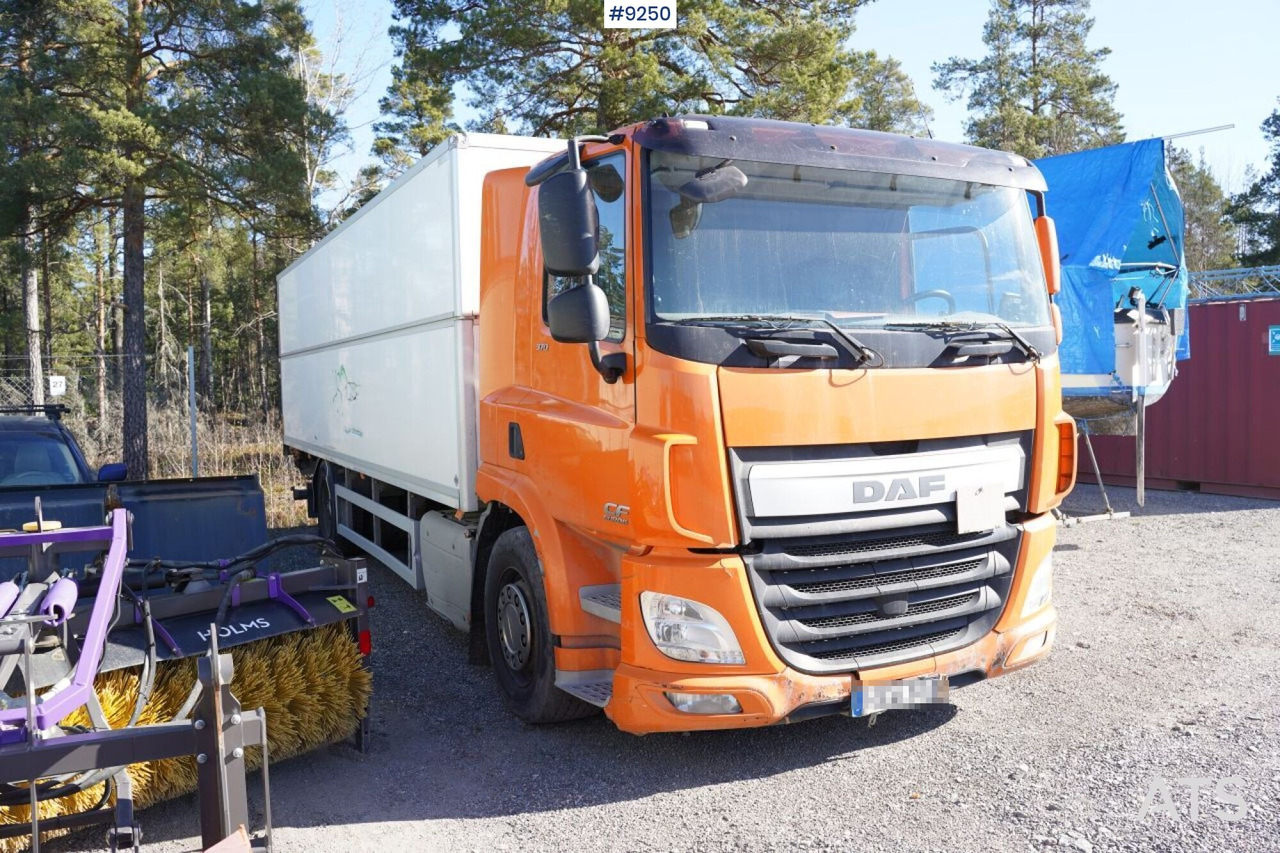 DAF CF 370Y Box truck, Height adjustable box - Вантажівка з закритим кузовом: фото 3 DAF CF 370Y Box truck, Height adjustable box - Вантажівка з закритим кузовом: фото 3