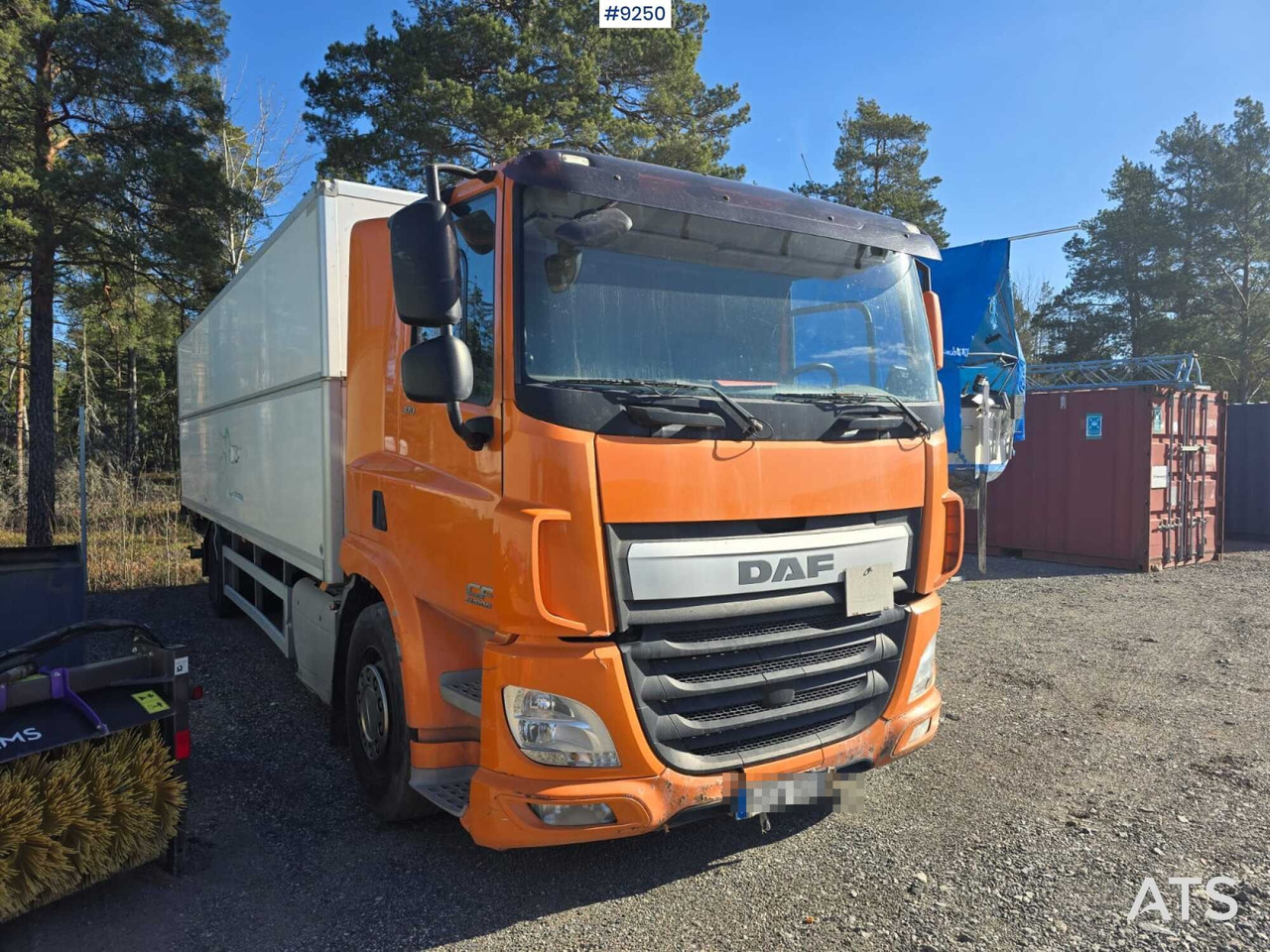 DAF CF 370Y Box truck, Height adjustable box - Вантажівка з закритим кузовом: фото 2 DAF CF 370Y Box truck, Height adjustable box - Вантажівка з закритим кузовом: фото 2