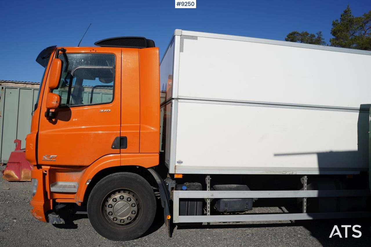 DAF CF 370Y Box truck, Height adjustable box - Вантажівка з закритим кузовом: фото 4 DAF CF 370Y Box truck, Height adjustable box - Вантажівка з закритим кузовом: фото 4