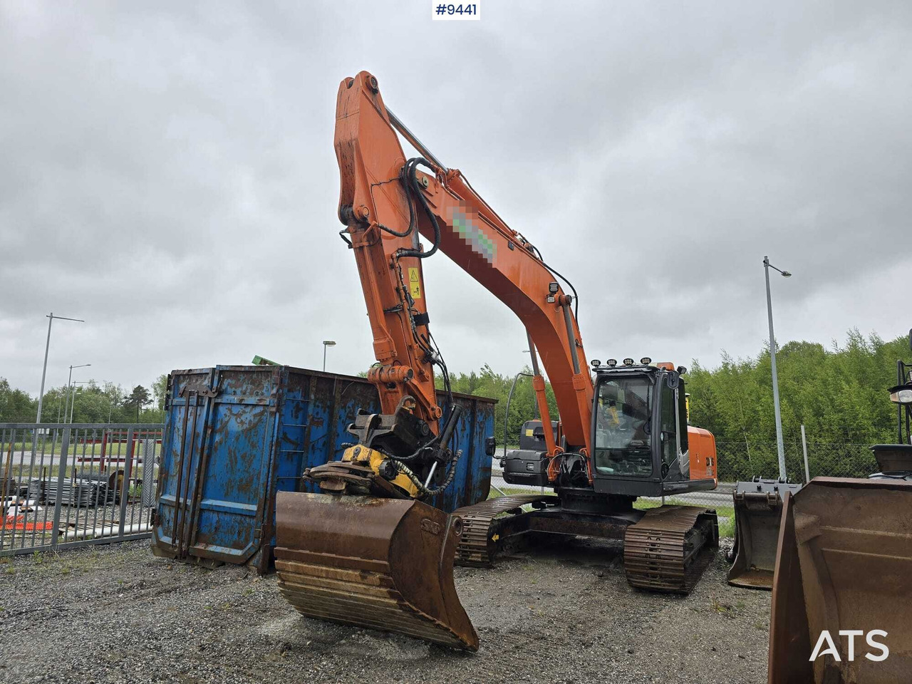 Hitachi ZX 250 LC-3 - Гусеничний екскаватор: фото 1 Hitachi ZX 250 LC-3 - Гусеничний екскаватор: фото 1