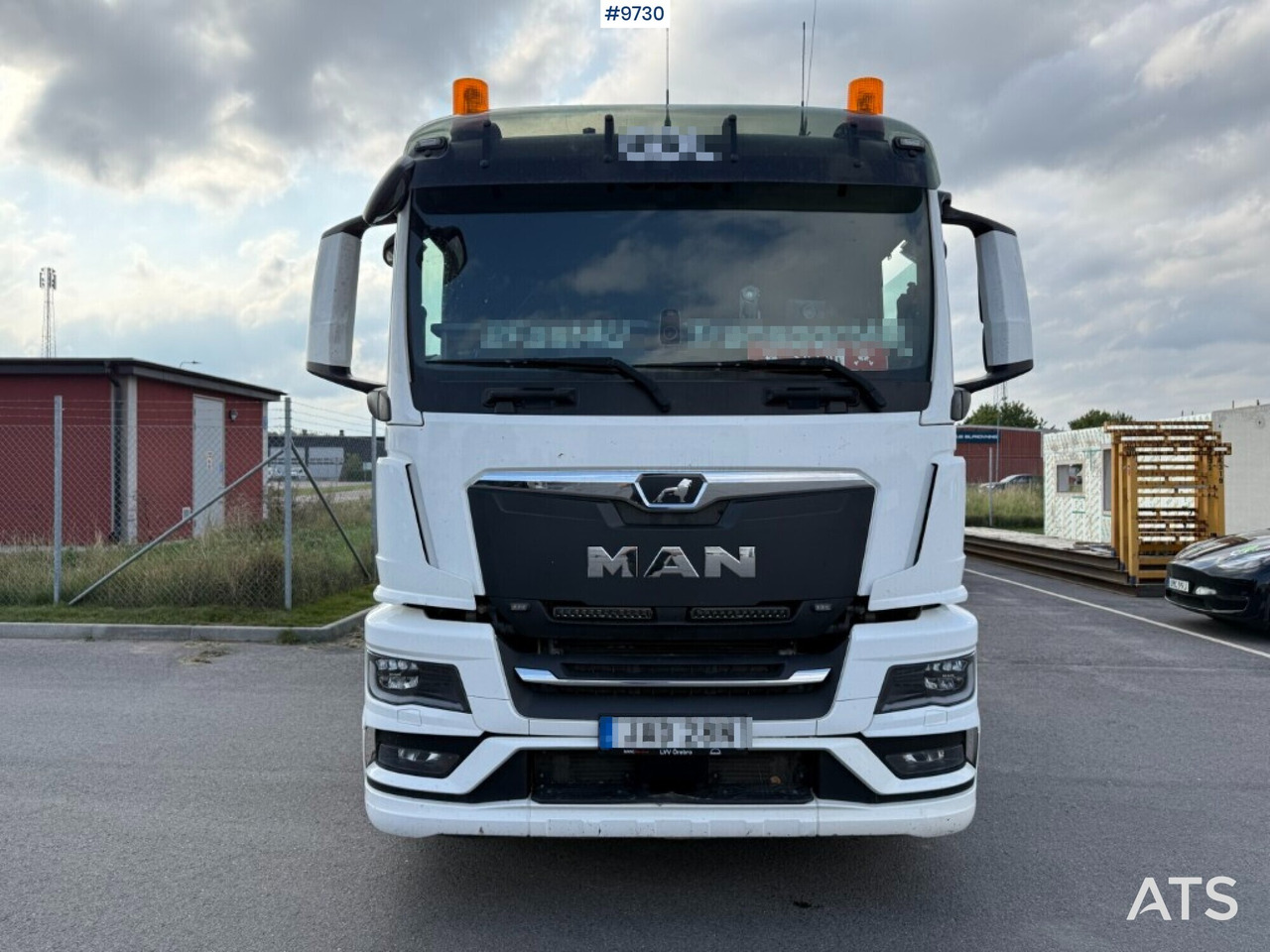 Hook lift MAN TGS 26.510 with crane flatbed and gravel flatbed - Гаковий мультиліфт вантажівка: фото 3 Hook lift MAN TGS 26.510 with crane flatbed and gravel flatbed - Гаковий мультиліфт вантажівка: фото 3