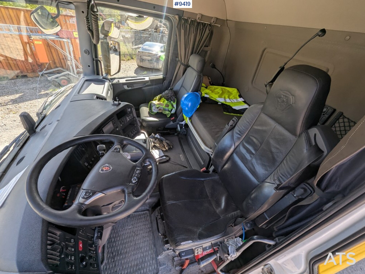 Hooklift Truck Scania R520 6x2 with flatbed - Гаковий мультиліфт вантажівка: фото 5 Hooklift Truck Scania R520 6x2 with flatbed - Гаковий мультиліфт вантажівка: фото 5