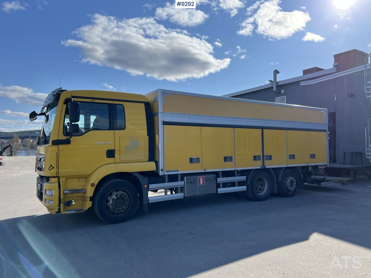 MAN TGM 26.340 6X2 Box truck - Вантажівка з закритим кузовом: фото 1 MAN TGM 26.340 6X2 Box truck - Вантажівка з закритим кузовом: фото 1