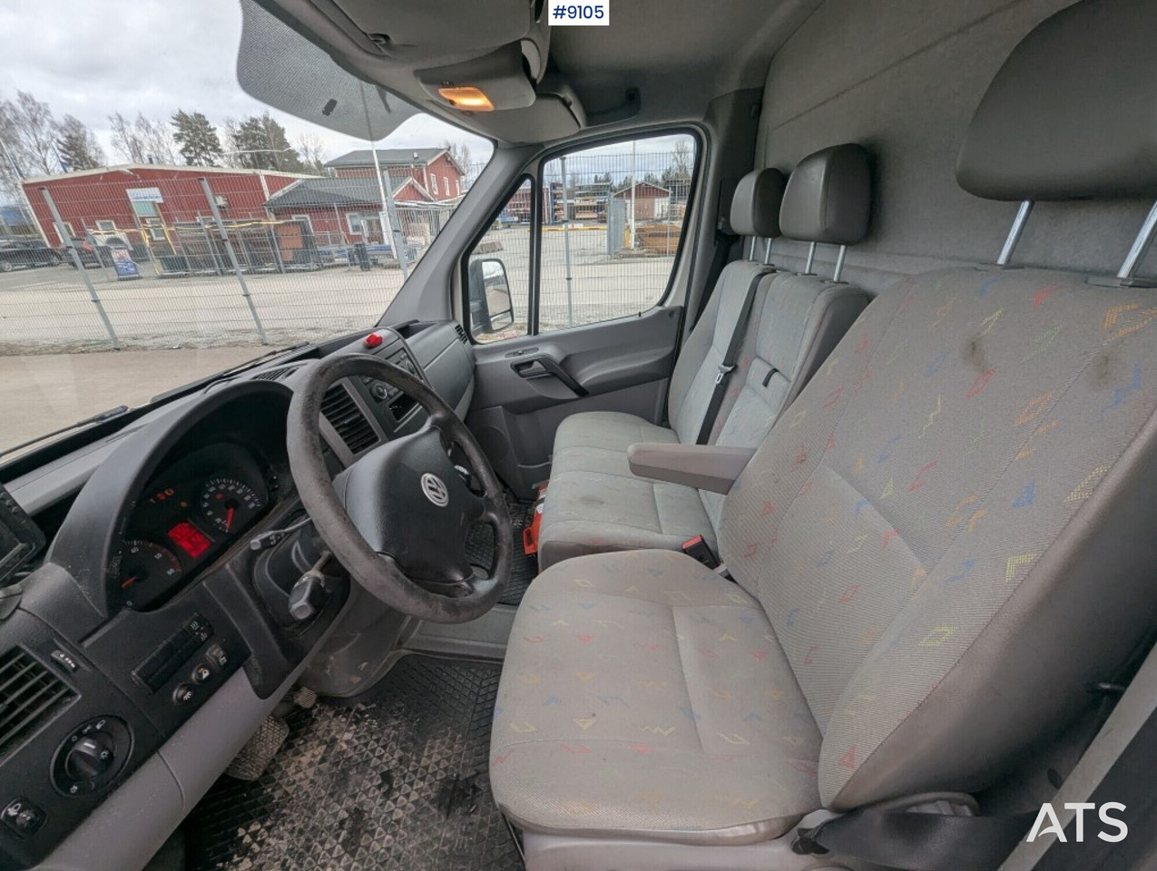 Pickup Crane Truck VW Crafter 50 2.5 TDI with HIAB crane (SEE VIDEO) - Вантажівка з маніпулятором: фото 5 Pickup Crane Truck VW Crafter 50 2.5 TDI with HIAB crane (SEE VIDEO) - Вантажівка з маніпулятором: фото 5