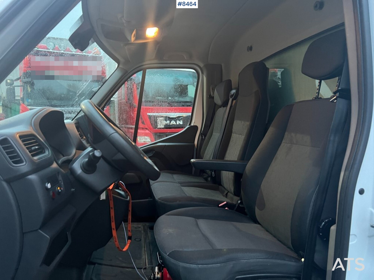 Renault master with tail lift - Фургон з закритим кузовом: фото 5 Renault master with tail lift - Фургон з закритим кузовом: фото 5