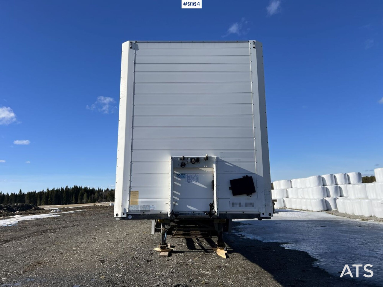 SCHMITZ CARGOBULL Megatrailer - Закритий кузов напівпричіп: фото 2 SCHMITZ CARGOBULL Megatrailer - Закритий кузов напівпричіп: фото 2