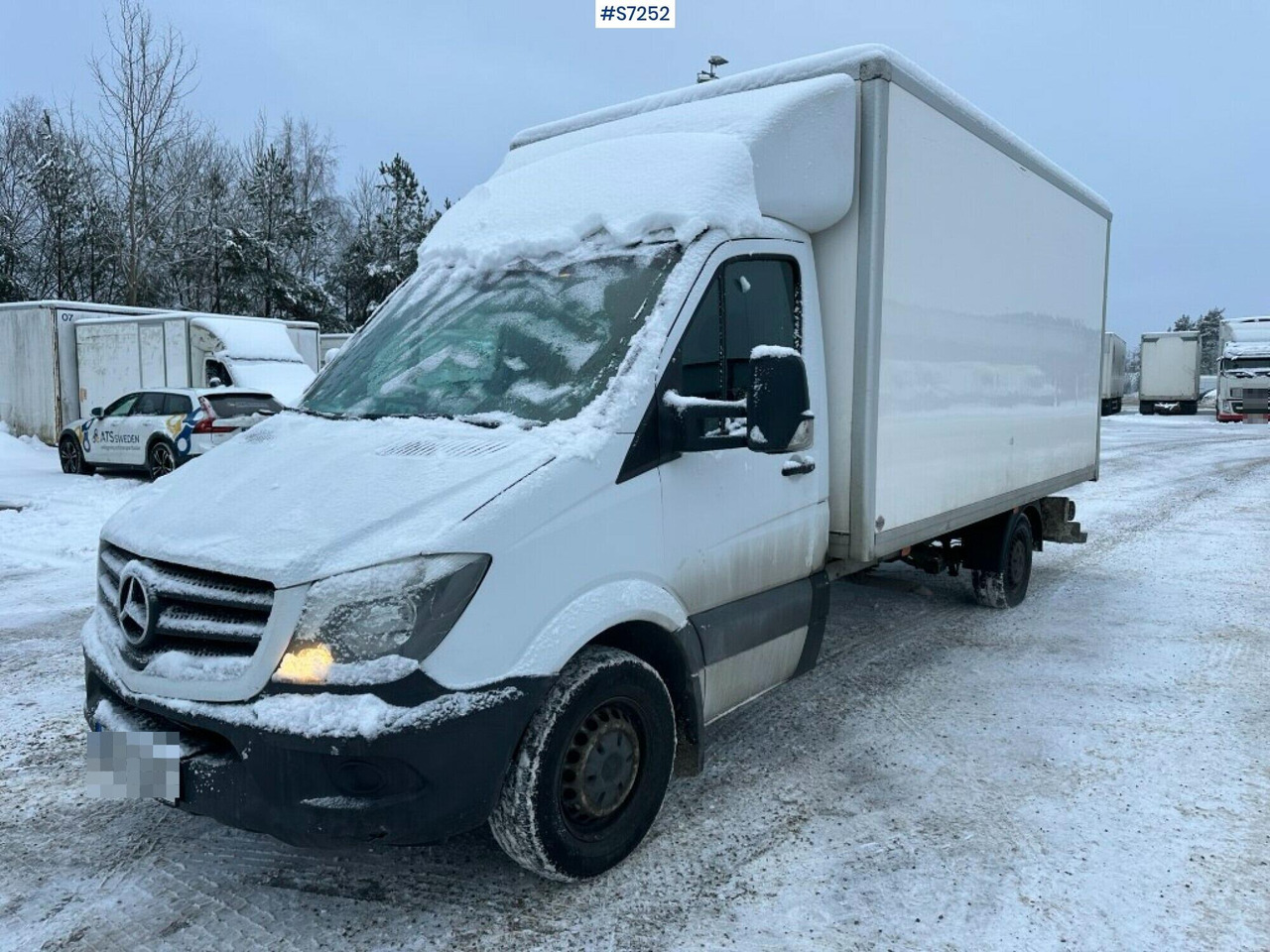 Sprinter box truck Mercedes Benz with Tailgate lift - Фургон з закритим кузовом: фото 3 Sprinter box truck Mercedes Benz with Tailgate lift - Фургон з закритим кузовом: фото 3