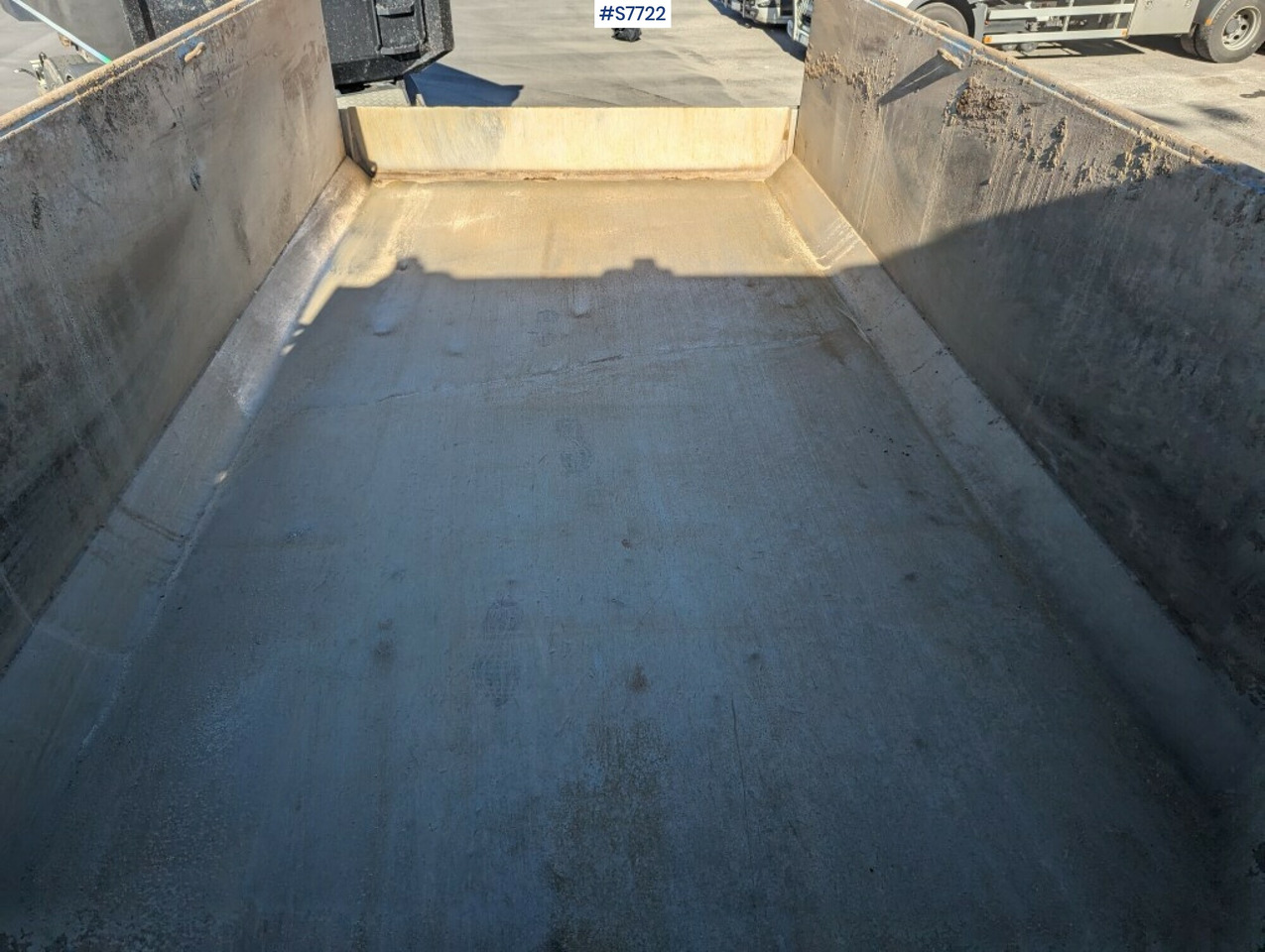 Tipper Truck DAF FAT XF530Z - Самоскид вантажівка: фото 3 Tipper Truck DAF FAT XF530Z - Самоскид вантажівка: фото 3