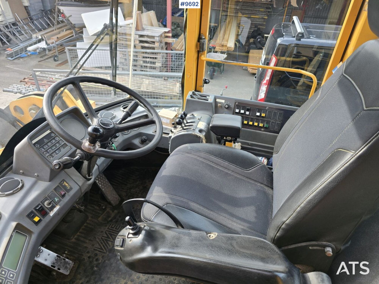 Volvo L70C (SEE VIDEO) - Колісний навантажувач: фото 5 Volvo L70C (SEE VIDEO) - Колісний навантажувач: фото 5