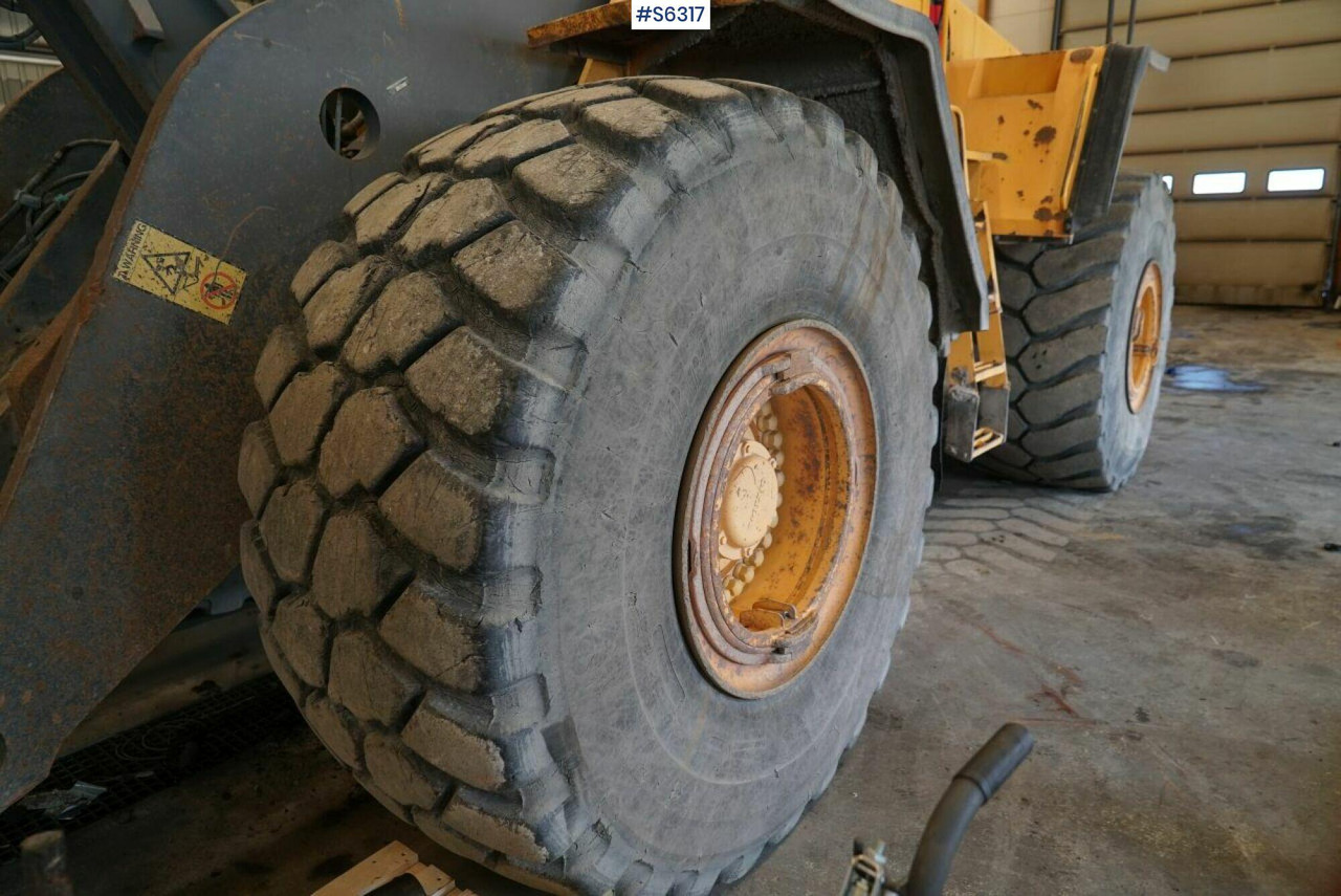 WHEEL LOADER VOLVO L220 E - Колісний навантажувач: фото 3 WHEEL LOADER VOLVO L220 E - Колісний навантажувач: фото 3