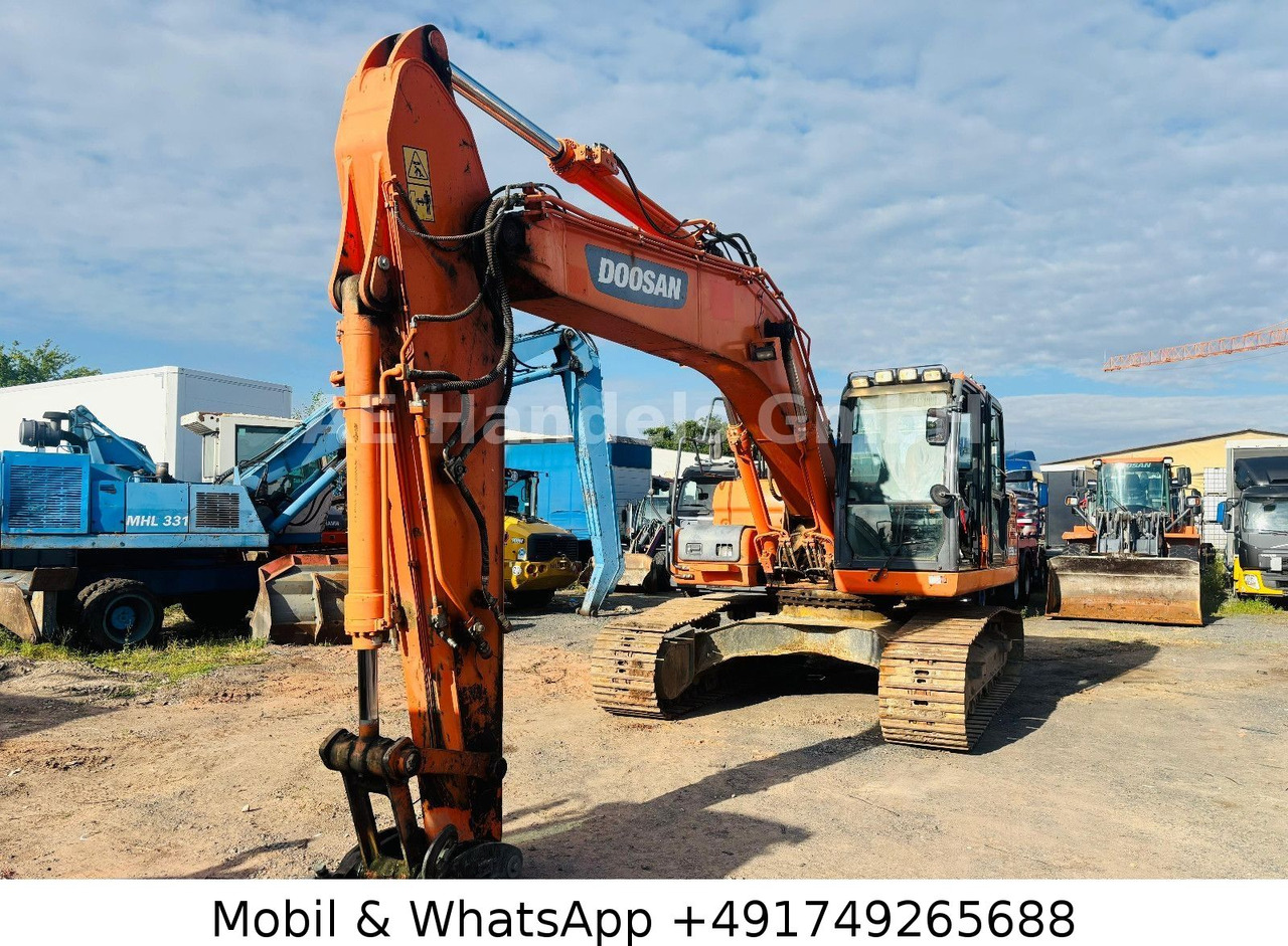 Doosan DX 225LC-3 *Monoausleger/Klima/Kamera - Гусеничний екскаватор: фото 1 Doosan DX 225LC-3 *Monoausleger/Klima/Kamera - Гусеничний екскаватор: фото 1