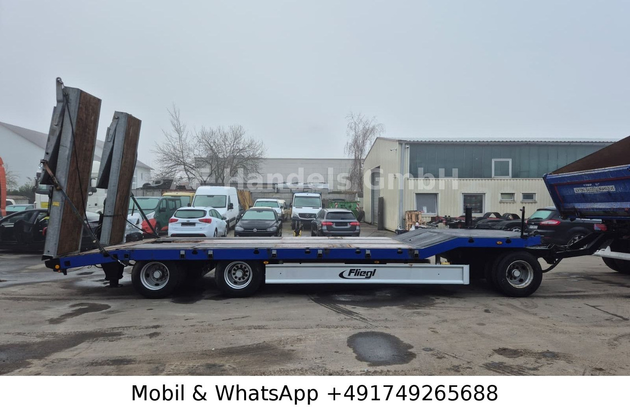 Fliegl DTS 300 Drehschemel Tieflader*Hydraulische Rampe - Низькорамна платформа причіп: фото 2 Fliegl DTS 300 Drehschemel Tieflader*Hydraulische Rampe - Низькорамна платформа причіп: фото 2