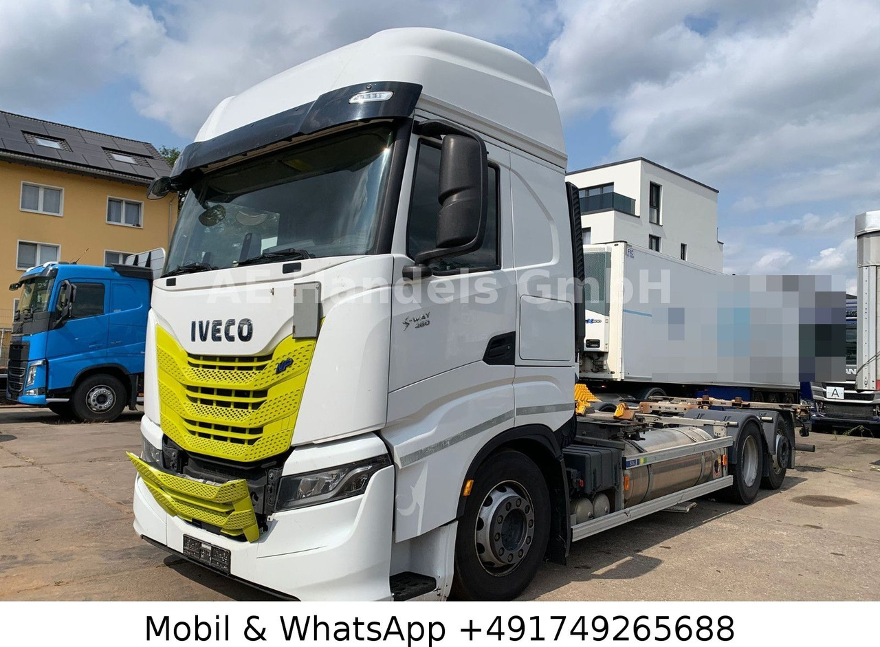 Iveco S-Way 460 LNG BDF 6x2 *Retarder/Lenk+Lift/AHK - Контейнеровоз/ Змінний кузов вантажівка: фото 4 Iveco S-Way 460 LNG BDF 6x2 *Retarder/Lenk+Lift/AHK - Контейнеровоз/ Змінний кузов вантажівка: фото 4