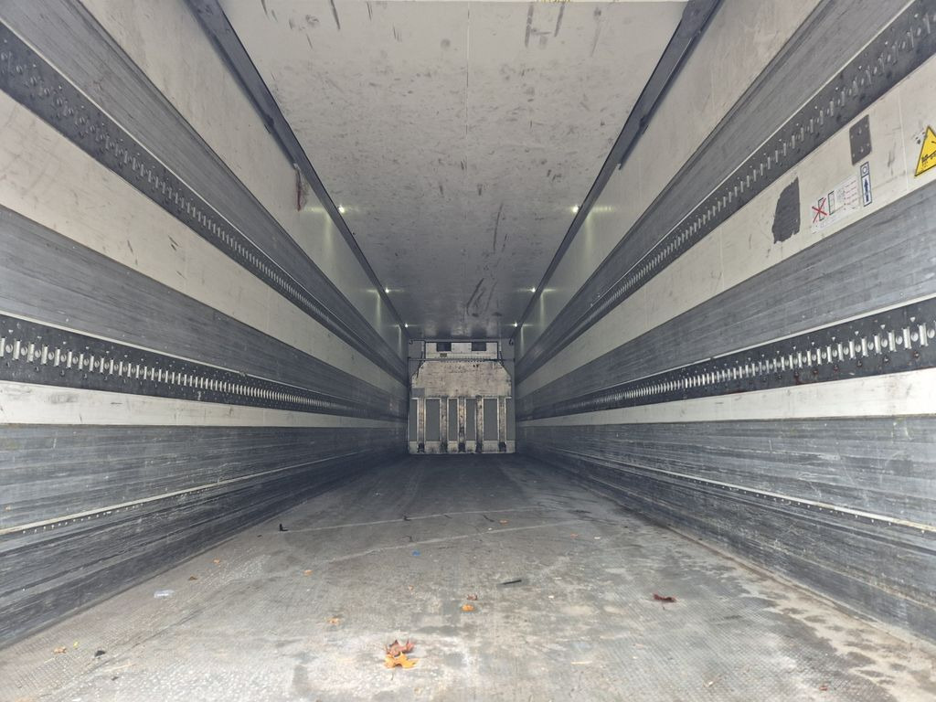 Krone SZ Carrier Vector 1950 *+-30°*Rolltor/Smartboard Krone SZ Carrier Vector 1950 *+-30°*Rolltor/Smartboard - Рефрижератор напівпричіп: фото 4 Krone SZ Carrier Vector 1950 *+-30°*Rolltor/Smartboard Krone SZ Carrier Vector 1950 *+-30°*Rolltor/Smartboard - Рефрижератор напівпричіп: фото 4