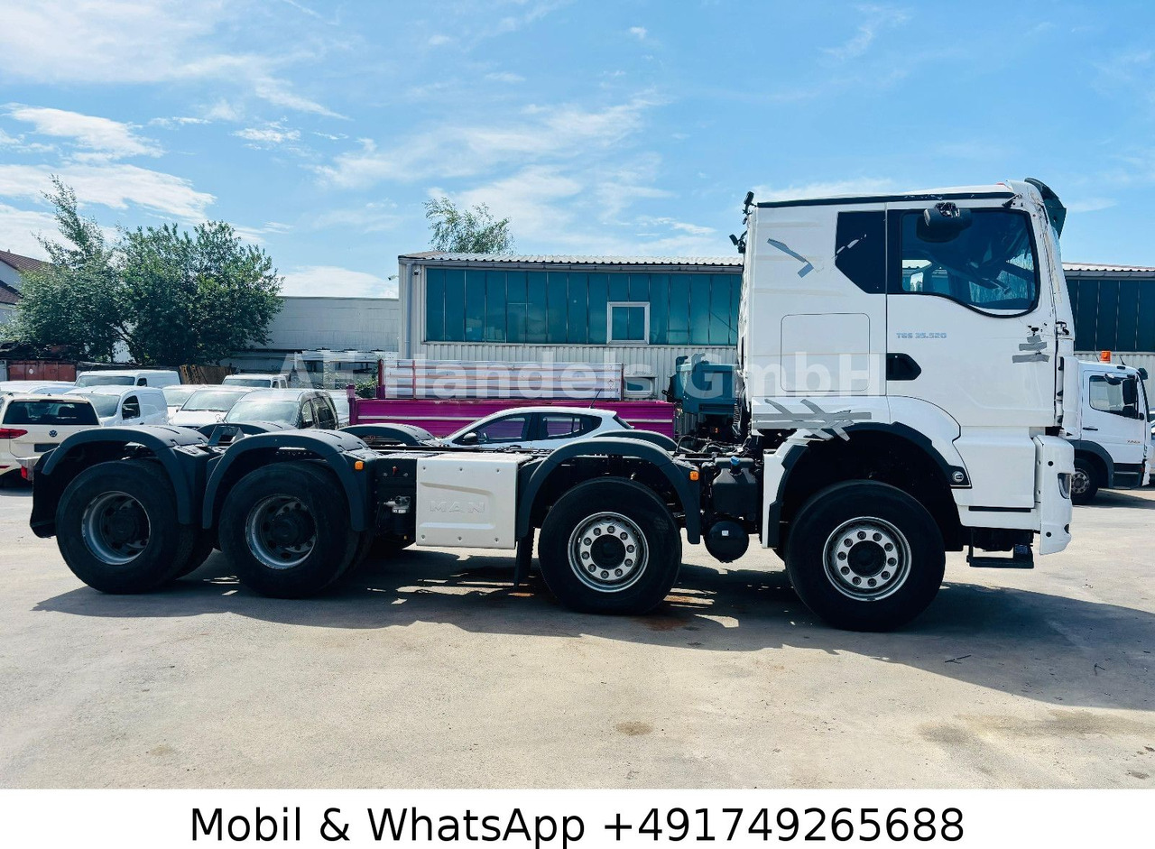 MAN TGS 32.520 GN BB 8x4 *ACC / AP / LED - Вантажівка шасі: фото 4 MAN TGS 32.520 GN BB 8x4 *ACC / AP / LED - Вантажівка шасі: фото 4