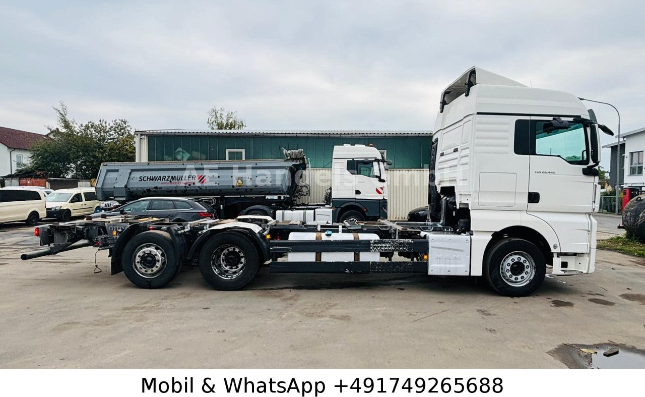 MAN TGX 26.440 BDF XLX LL 6x2 *Retarder/ACC/Lift/AHK - Вантажівка шасі: фото 2 MAN TGX 26.440 BDF XLX LL 6x2 *Retarder/ACC/Lift/AHK - Вантажівка шасі: фото 2