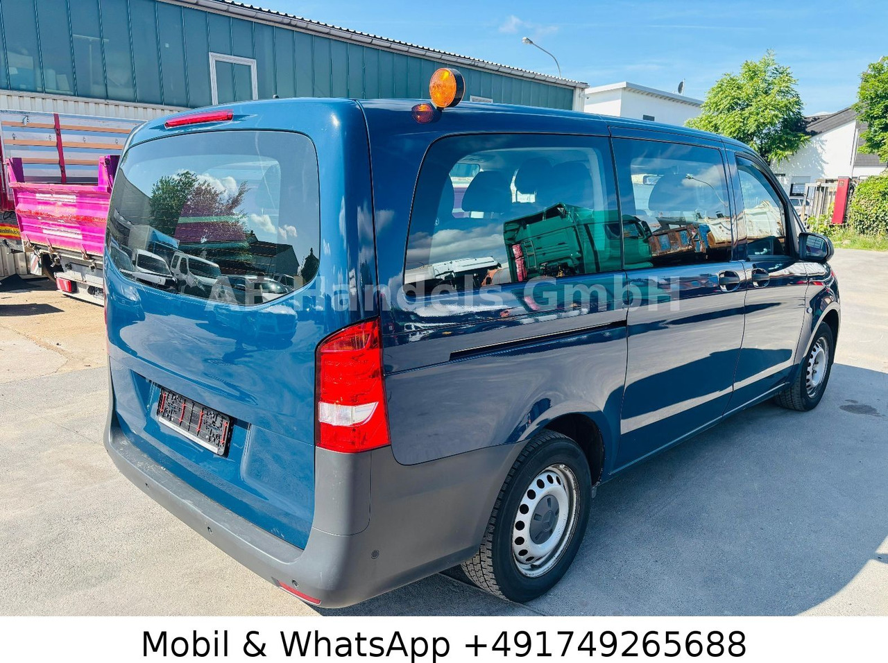 Mercedes-Benz Vito Tourer 113 CDI *Manual/PDC/Tempomat/8+1 - Пасажирський фургон: фото 4 Mercedes-Benz Vito Tourer 113 CDI *Manual/PDC/Tempomat/8+1 - Пасажирський фургон: фото 4