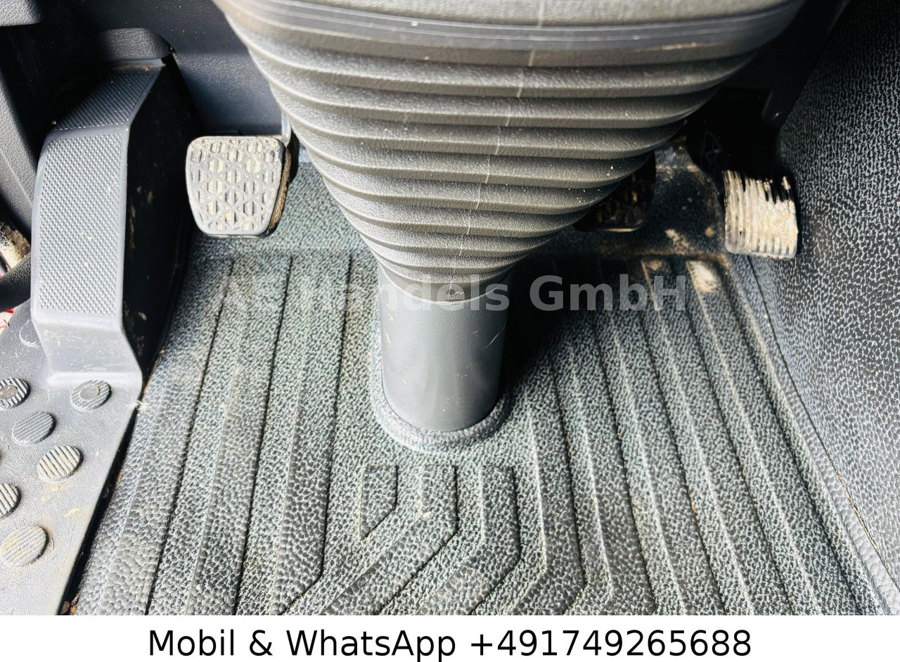 Вантажівка Mercedes-Benz Actros MP2 3348 6x6 BB Bindemittelstreuer*Kamera: фото 24 Вантажівка Mercedes-Benz Actros MP2 3348 6x6 BB Bindemittelstreuer*Kamera: фото 24