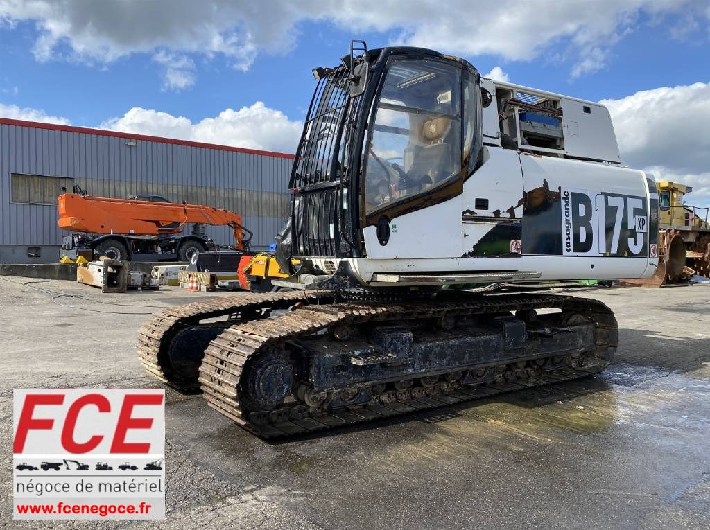 Casagrande B 175 XP 1er Main/Origine Française endommagée - Установка для горизонтального буріння: фото 1 Casagrande B 175 XP 1er Main/Origine Française endommagée - Установка для горизонтального буріння: фото 1