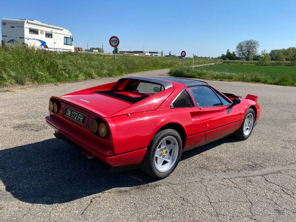 Ferrari 328 GTS / Origine Française endommagé - Легковий автомобіль: фото 5 Ferrari 328 GTS / Origine Française endommagé - Легковий автомобіль: фото 5