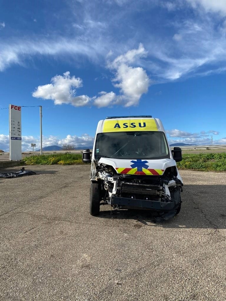 Fiat LES DAUPHINS/DUCATO TORINO 2.3M-Jet 160 endommagée - Карета швидкої допомоги: фото 2 Fiat LES DAUPHINS/DUCATO TORINO 2.3M-Jet 160 endommagée - Карета швидкої допомоги: фото 2