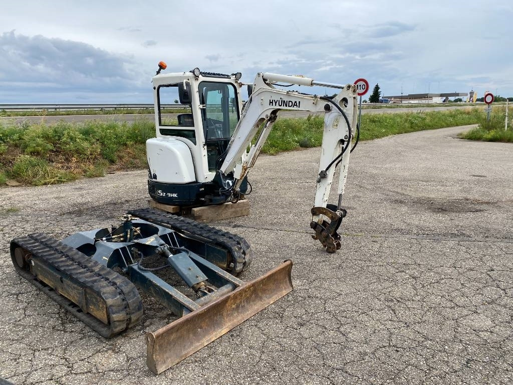 Hyundai ROBEX 25Z-9AK Certificat CE endommagée - Міні-екскаватор: фото 3 Hyundai ROBEX 25Z-9AK Certificat CE endommagée - Міні-екскаватор: фото 3