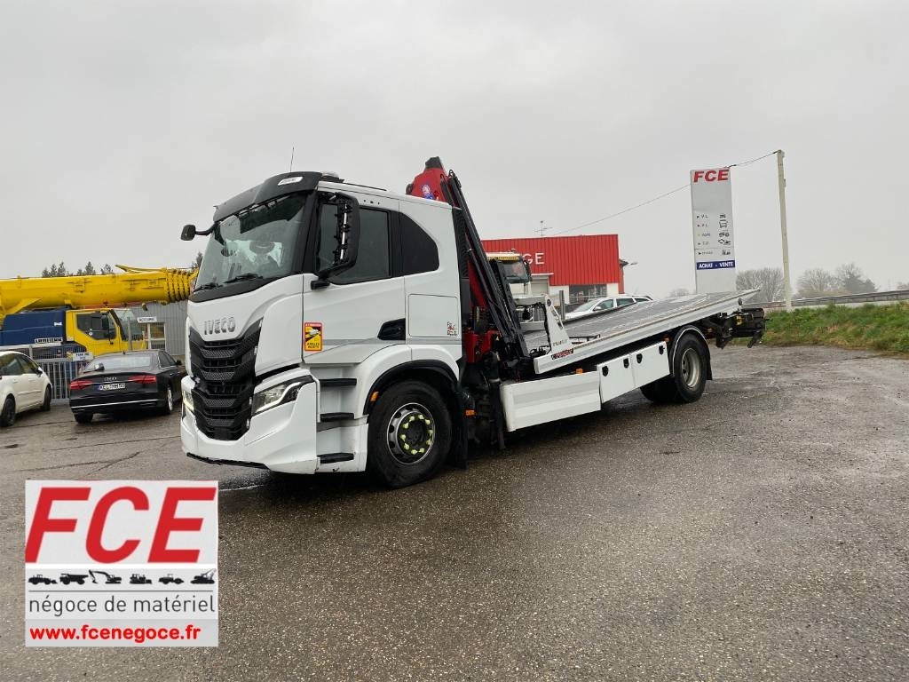 Iveco S WAY480 /FIAULT PF60 +GRUE HMF endommagée - Евакуатор: фото 1 Iveco S WAY480 /FIAULT PF60 +GRUE HMF endommagée - Евакуатор: фото 1