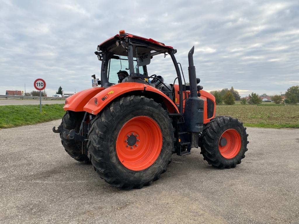 Kubota M6121 Carte Grise Française endommagé - Трактор: фото 4 Kubota M6121 Carte Grise Française endommagé - Трактор: фото 4