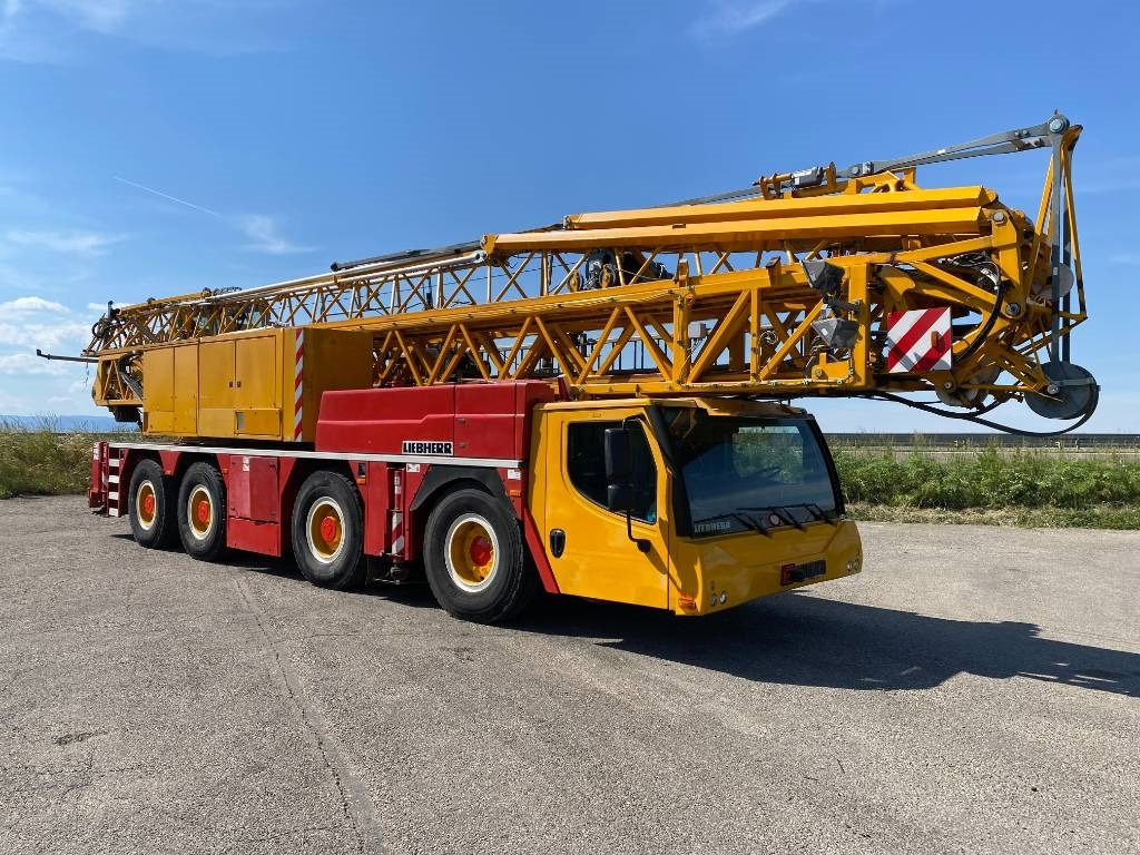 Liebherr MK 88 Certificat CE / 1er Main endommagée - Автокран: фото 3 Liebherr MK 88 Certificat CE / 1er Main endommagée - Автокран: фото 3