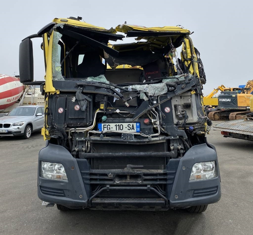 MAN MAN TGS 32-420 / STETTER AM-UltraEco endommagé - Автобетонозмішувач: фото 2 MAN MAN TGS 32-420 / STETTER AM-UltraEco endommagé - Автобетонозмішувач: фото 2