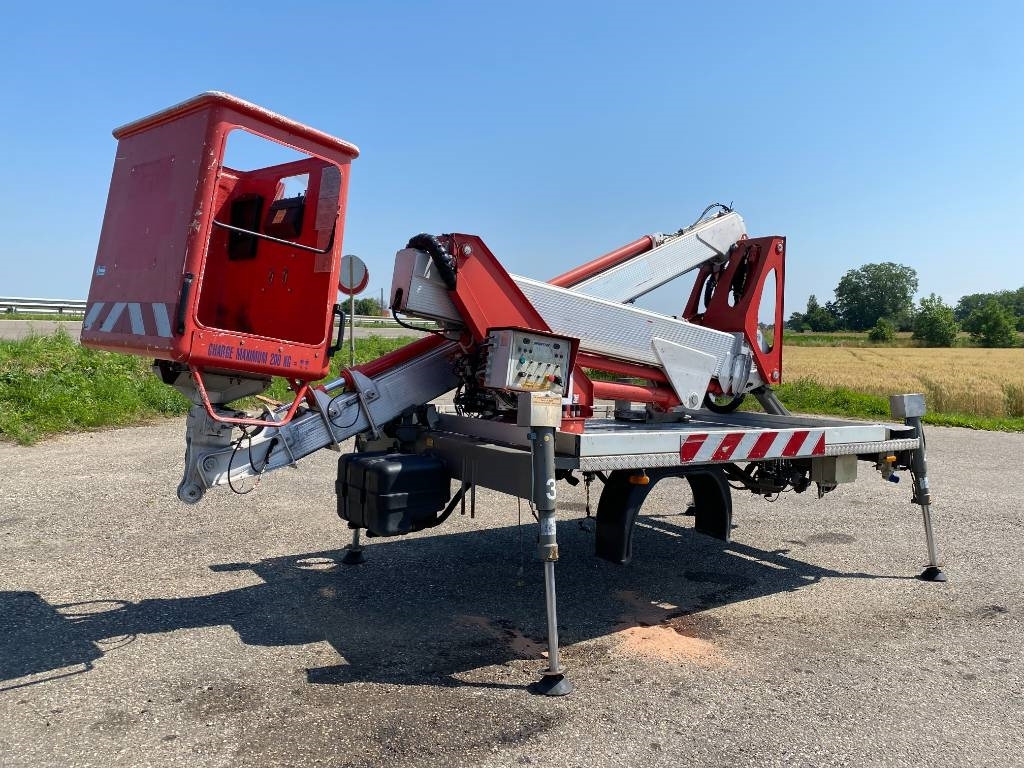 Multitel Nacelle Multitel MX 200 A réviser - Автовишка: фото 4 Multitel Nacelle Multitel MX 200 A réviser - Автовишка: фото 4
