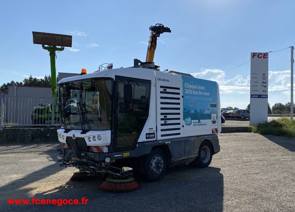 Ravo CR 540 Euro6 Certificat CE / Origine Française - Підмітально-прибиральна машина: фото 1 Ravo CR 540 Euro6 Certificat CE / Origine Française - Підмітально-прибиральна машина: фото 1