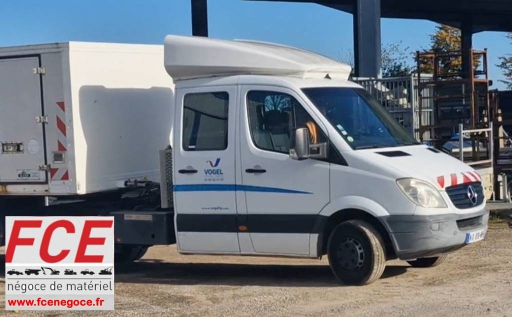 Mercedes-Benz Sprinter 519 CDI - Тягач: фото 1 Mercedes-Benz Sprinter 519 CDI - Тягач: фото 1