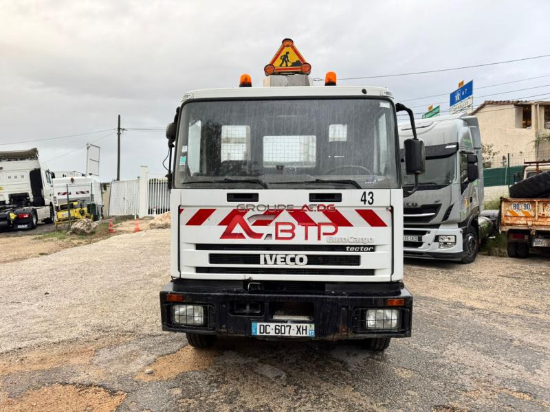 Iveco Tector 120E18 - Самоскид вантажівка: фото 2 Iveco Tector 120E18 - Самоскид вантажівка: фото 2