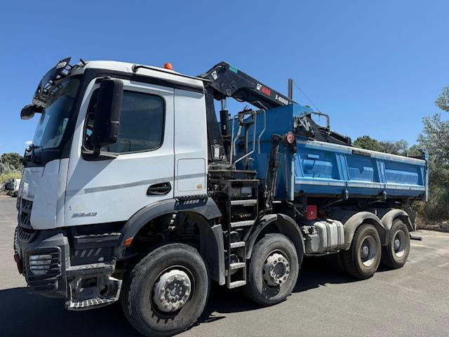 Mercedes AROCS 3243 BI-BENNE GRUE - Самоскид вантажівка, Вантажівка з маніпулятором: фото 1 Mercedes AROCS 3243 BI-BENNE GRUE - Самоскид вантажівка, Вантажівка з маніпулятором: фото 1