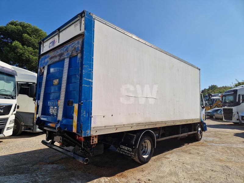 Renault DCI 220 - Вантажівка з закритим кузовом: фото 3 Renault DCI 220 - Вантажівка з закритим кузовом: фото 3