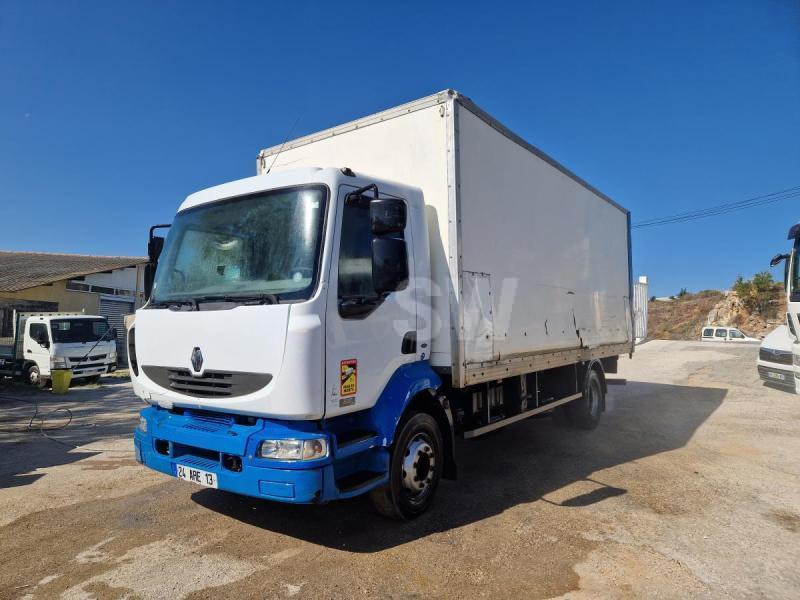 Renault DCI 220 - Вантажівка з закритим кузовом: фото 2 Renault DCI 220 - Вантажівка з закритим кузовом: фото 2